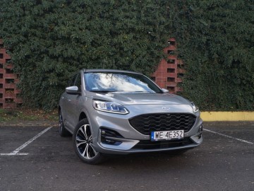 Ford Kuga ST-Line 2,5 Plug-In Hybrid 225 KM e-CVT &ndash; Udane połączenie