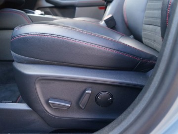 Ford Kuga ST-Line 2,5 Plug-In Hybrid 225 KM e-CVT &ndash; Udane połączenie