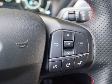 Ford Kuga ST-Line 2,5 Plug-In Hybrid 225 KM e-CVT &ndash; Udane połączenie