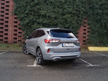 Ford Kuga ST-Line 2,5 Plug-In Hybrid 225 KM e-CVT &ndash; Udane połączenie