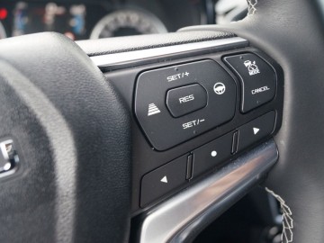 Isuzu D-Max LSE 1,9 DDI 163 KM 4x4 5A/T - Bezkonkurencyjny