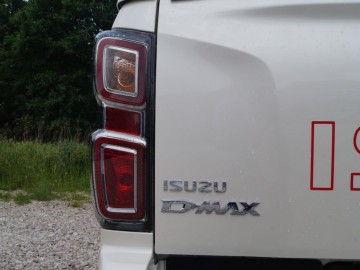 Isuzu D-Max LSE 1,9 DDI 163 KM 4x4 5A/T - Bezkonkurencyjny
