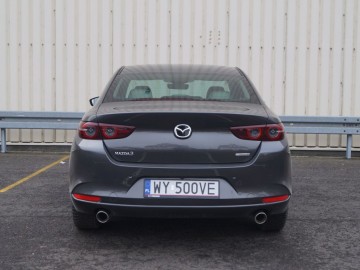 Mazda 3 SkyActiv - G 150 KM A/T &ndash; W dobrym kierunku