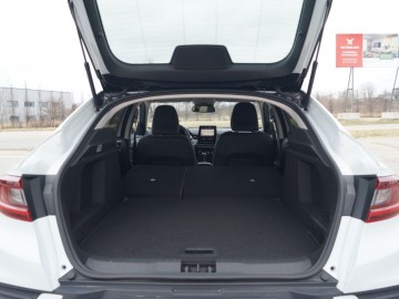 Renault Arkana 1,6 e-TECH 143 KM 6M/T &ndash; Nie tylko atrakcyjność