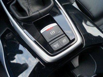 Renault Koleos Blue 2.0 dCi 185 X-tronic Initiale Paris &ndash; Francuski pomysł na SUV-a z dieslem