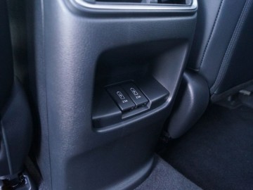Honda CR-V e:HEV 2,0 184 KM e-CVT 4x4 – Marzenie dla wielu