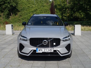 Volvo XC60 T8 Polestar Engineered 2.0 407 KM &ndash; Niepozorny