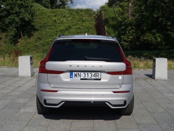 Volvo XC60 T8 Polestar Engineered 2.0 407 KM &ndash; Niepozorny