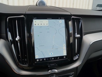 Volvo XC60 T8 Polestar Engineered 2.0 407 KM &ndash; Niepozorny