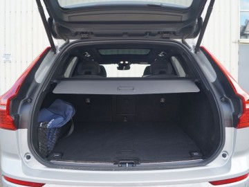 Volvo XC60 T8 Polestar Engineered 2.0 407 KM &ndash; Niepozorny