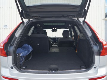 Volvo XC60 T8 Polestar Engineered 2.0 407 KM &ndash; Niepozorny