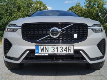 Volvo XC60 T8 Polestar Engineered 2.0 407 KM &ndash; Niepozorny