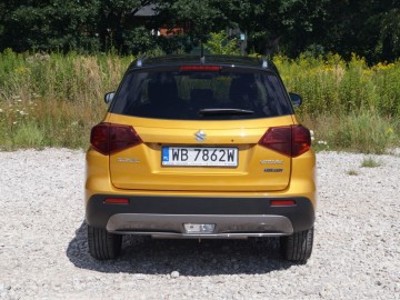 Suzuki Vitara Strong Hybrid 2WD 1.5 116 KM &ndash; Delikatne wejście
