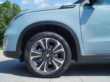 Suzuki Vitara 1.5 Strong Hybrid AllGrip &ndash; Rozsądek przede wszystkim...