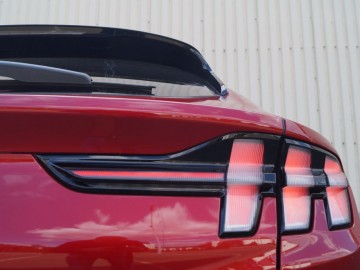  Ford Mustang Mach-E GT AWD 487 KM 98 kWh &ndash; Konie z prądem