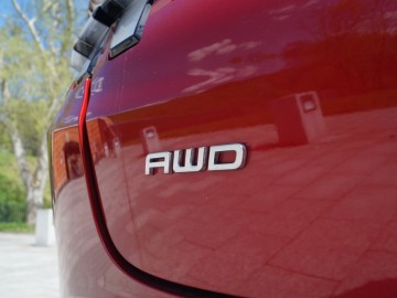  Ford Mustang Mach-E GT AWD 487 KM 98 kWh &ndash; Konie z prądem