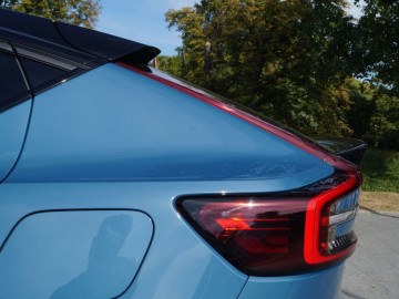  Volvo C40 Recharge P8 AWD 408 KM &ndash; Niepozorny...