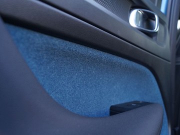  Volvo C40 Recharge P8 AWD 408 KM &ndash; Niepozorny...
