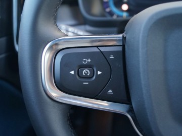  Volvo C40 Recharge P8 AWD 408 KM &ndash; Niepozorny...