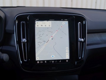  Volvo C40 Recharge P8 AWD 408 KM &ndash; Niepozorny...