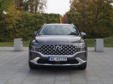 Hyundai Santa Fe 1.6 T-GDI PHEV 6AT 4WD Platinum 265 KM &ndash; Luksus po koreańsku