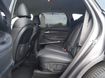 Hyundai Santa Fe 1.6 T-GDI PHEV 6AT 4WD Platinum 265 KM &ndash; Luksus po koreańsku