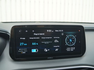 Hyundai Santa Fe 1.6 T-GDI PHEV 6AT 4WD Platinum 265 KM &ndash; Luksus po koreańsku