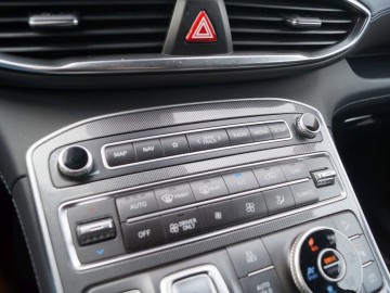 Hyundai Santa Fe 1.6 T-GDI PHEV 6AT 4WD Platinum 265 KM &ndash; Luksus po koreańsku