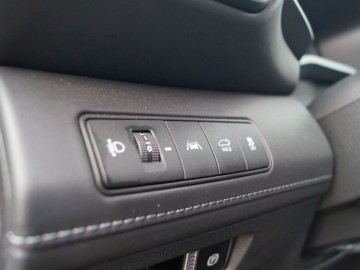 Hyundai Santa Fe 1.6 T-GDI PHEV 6AT 4WD Platinum 265 KM &ndash; Luksus po koreańsku