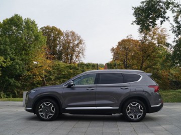 Hyundai Santa Fe 1.6 T-GDI PHEV 6AT 4WD Platinum 265 KM &ndash; Luksus po koreańsku
