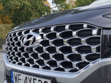 Hyundai Santa Fe 1.6 T-GDI PHEV 6AT 4WD Platinum 265 KM &ndash; Luksus po koreańsku