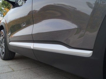 Hyundai Santa Fe 1.6 T-GDI PHEV 6AT 4WD Platinum 265 KM &ndash; Luksus po koreańsku