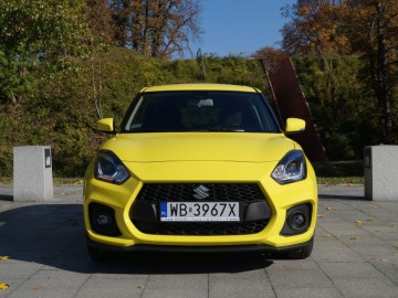 Suzuki Swift Sport 1.4 BoosterJet mild Hybrid 2WD 6MT 129 KM &ndash; Udany kompromis