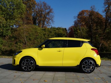 Suzuki Swift Sport 1.4 BoosterJet mild Hybrid 2WD 6MT 129 KM &ndash; Udany kompromis