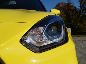 Suzuki Swift Sport 1.4 BoosterJet mild Hybrid 2WD 6MT 129 KM &ndash; Udany kompromis