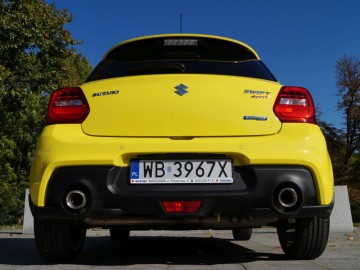 Suzuki Swift Sport 1.4 BoosterJet mild Hybrid 2WD 6MT 129 KM &ndash; Udany kompromis