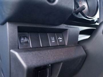 Suzuki Jimny 1,5 VVT AWD 5MT &ndash; Terenowy osiołek