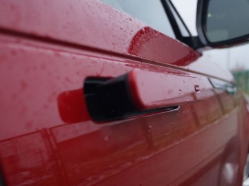 Range Rover Velar P400 R-Dynamic 400 KM &ndash; Udane połączenie sportu i luksusu?