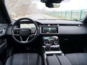 Range Rover Velar P400 R-Dynamic 400 KM &ndash; Udane połączenie sportu i luksusu?