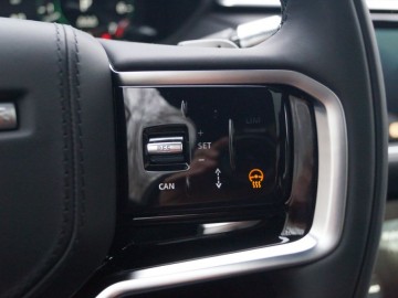 Range Rover Velar P400 R-Dynamic 400 KM &ndash; Udane połączenie sportu i luksusu?