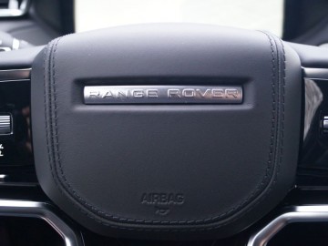 Range Rover Velar P400 R-Dynamic 400 KM &ndash; Udane połączenie sportu i luksusu?