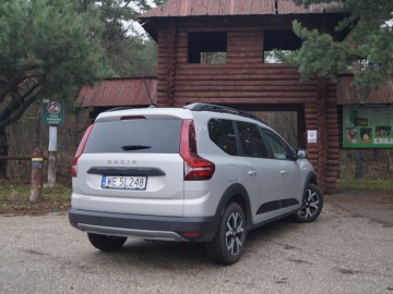 Dacia Jogger 1.0 TCe 110 KM &ndash; Auto z aspiracjami