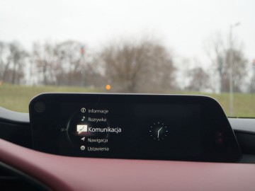 Mazda 3 2.0 e-Skyactiv X M Hybrid 186 KM &ndash; Prawdziwy lider
