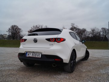 Mazda 3 2.0 e-Skyactiv X M Hybrid 186 KM &ndash; Prawdziwy lider