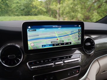 Mercedes EQV 300 Extra Long 204 KM &nbsp;&ndash; Czy to ma sens?