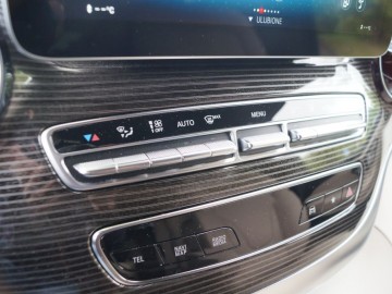 Mercedes EQV 300 Extra Long 204 KM &nbsp;&ndash; Czy to ma sens?