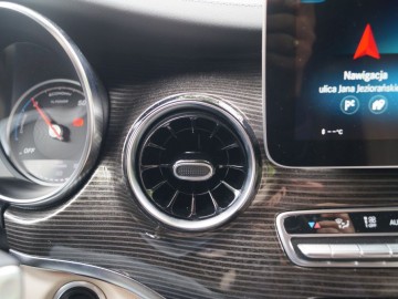 Mercedes EQV 300 Extra Long 204 KM &nbsp;&ndash; Czy to ma sens?