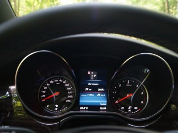 Mercedes Klasa V 300 d Exclusive Long 9G-TRONIC 4MATIC 237 KM &ndash; Luksus klasy Business&nbsp;