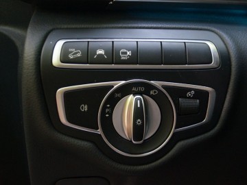 Mercedes Klasa V 300 d Exclusive Long 9G-TRONIC 4MATIC 237 KM &ndash; Luksus klasy Business&nbsp;