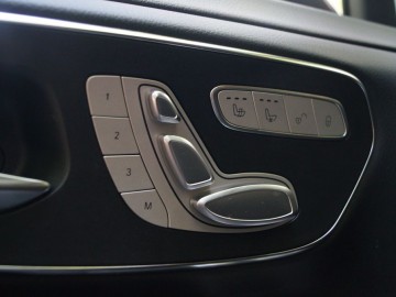 Mercedes Klasa V 300 d Exclusive Long 9G-TRONIC 4MATIC 237 KM &ndash; Luksus klasy Business&nbsp;